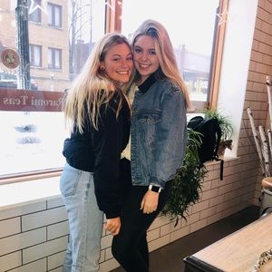 Meet your Posher, Liz